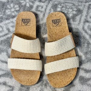 Reef Ladies Cream Sandals Size 7